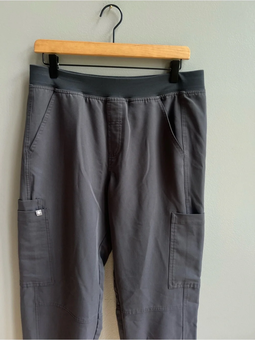 Figs Mens Slim Axim Scrub Pants Straight Leg 7 Pocket Charcoal Gray Medium